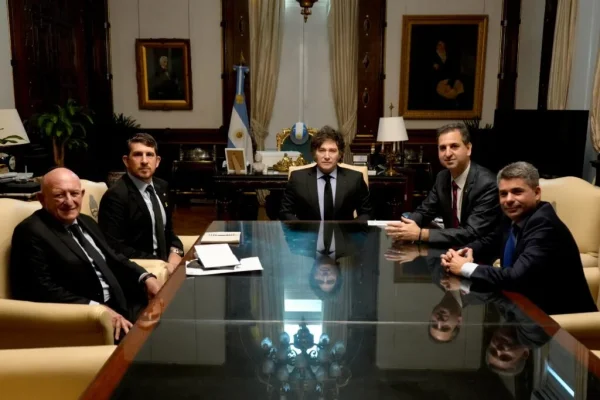Antes de viajar a Israel, Javier Milei recibió a la DAIA en la Rosada