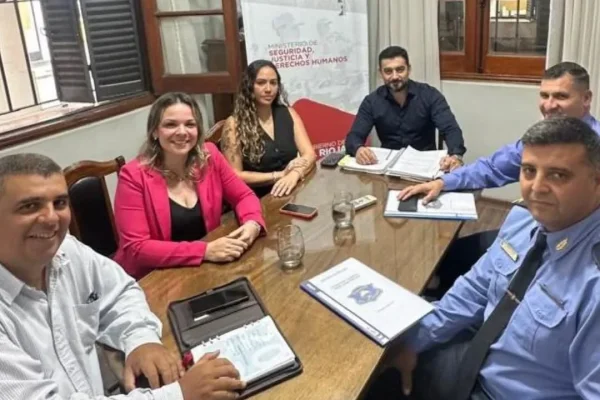 Buscan modernizar los criterios de promoción en la fuerza policia