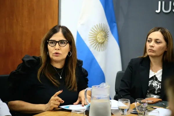APOS presentó su funcionamiento y estructura ante la Legislatura