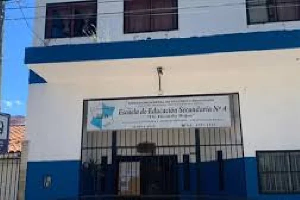 Horror en San Martín: una adolescente apuñaló a un compañero en la escuela