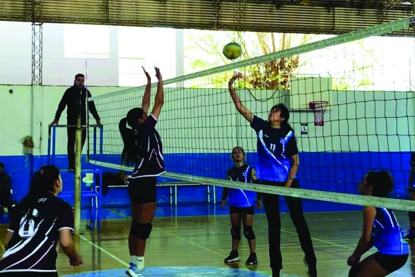 Vóleibol: Doble jornada en la DARD por el Torneo Municipal