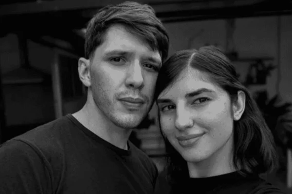 Encontraron muerta a una pareja de estudiantes en Rosario: investigan un femicidio seguido de suicidio