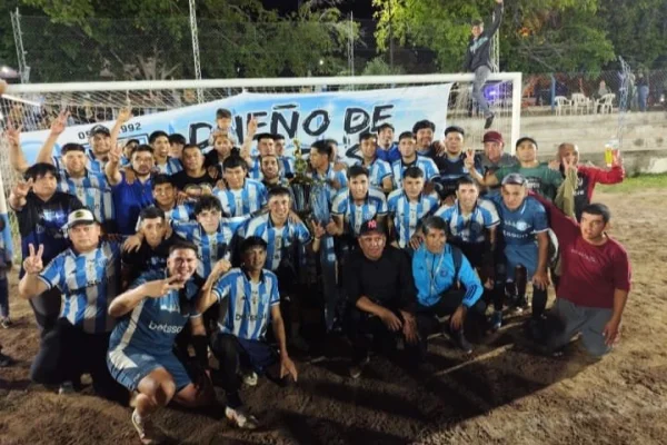Racing se coronó bicampeón en el Torneo de los Barrios en Nonogasta