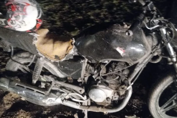 Motociclista cayó de su moto, se negó al test de alcoholemia y le aplicaron la graduación máxima