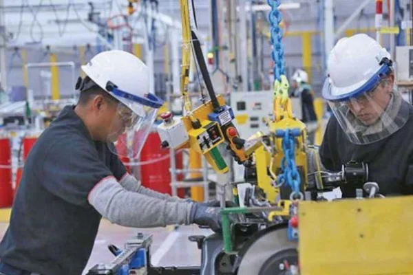 El empleo formal lleva 9 meses de caída consecutiva