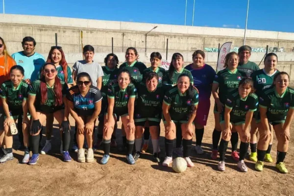 El Santa recuperó el liderazgo de la Liga Municipal Femenina