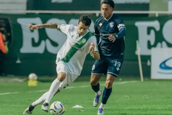 Banfield empató con el líder Independiente de Mendoza, que le sacó 4 puntos de diferencia a River