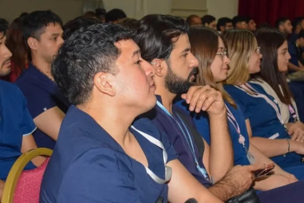 Presentaron especialidades en la profesión médica