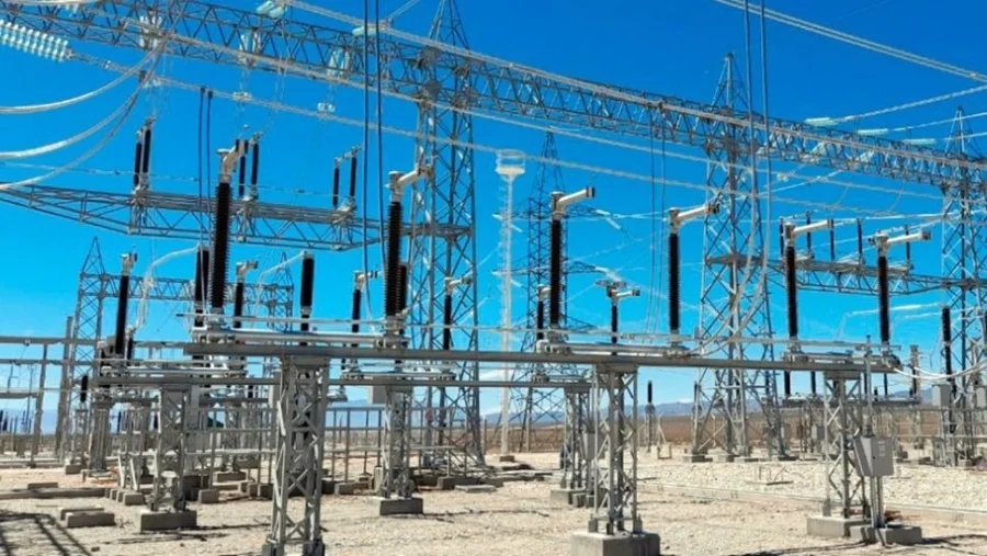 La Secretaría de Energ&iacute;a de la provincia present&oacute; una oposici&oacute;n formal al proyecto de l&iacute;nea de 500 kV que impulsa la minera en San Juan y condicion&oacute; su aprobaci&oacute;n a que la empresa financie la interconexi&oacute;n con la red provincial. La audiencia pública será el 3 de junio.