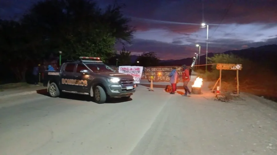 Asambleistas de Guandacol continúan con el Corte en la Ruta 40, tras la medida de la justicia riojana