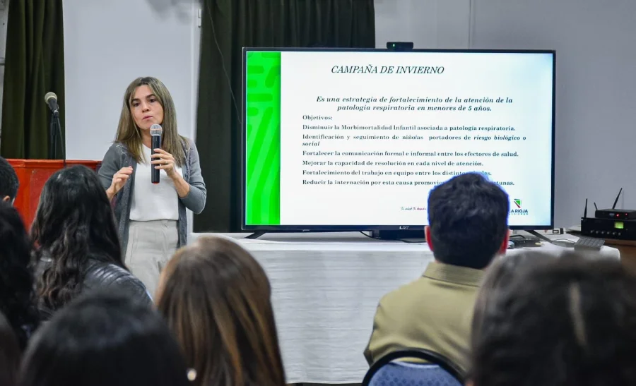Lanzamiento. Cont&oacute; con la participaci&oacute;n de autoridades sanitarias, equipos del Hospital de la Madre y el Ni&ntilde;o y referentes de centros de salud y hospitales.