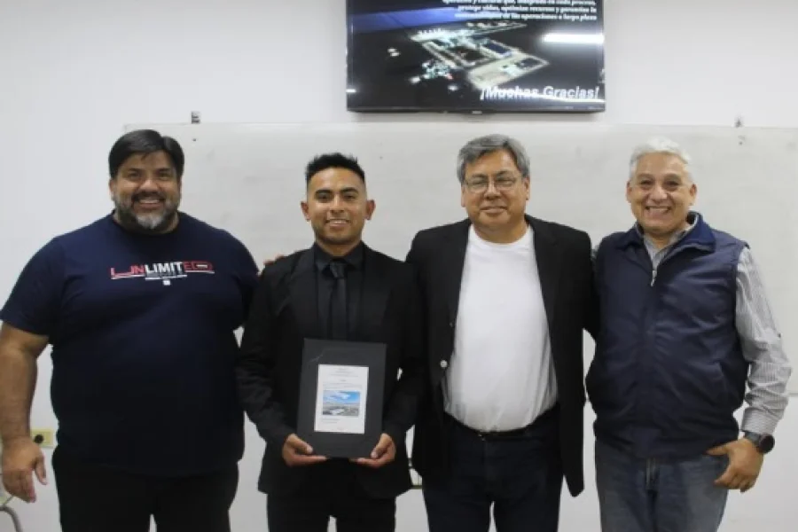 Gonzalo Emanuel Mercado presentó su tesina.