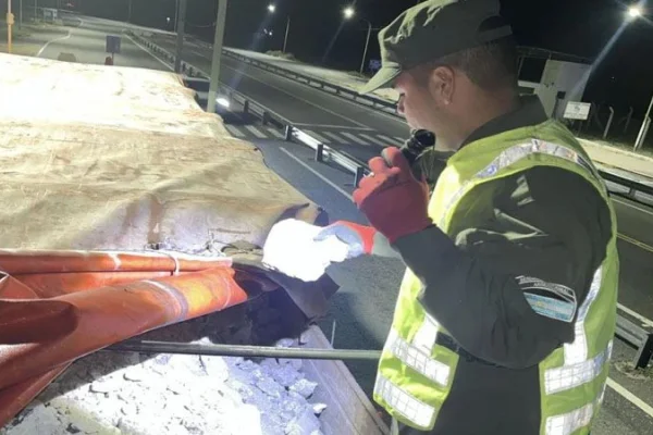 Gendarmeria incautó en San Juan un cargamento de yeso riojano valuado en 131 millones