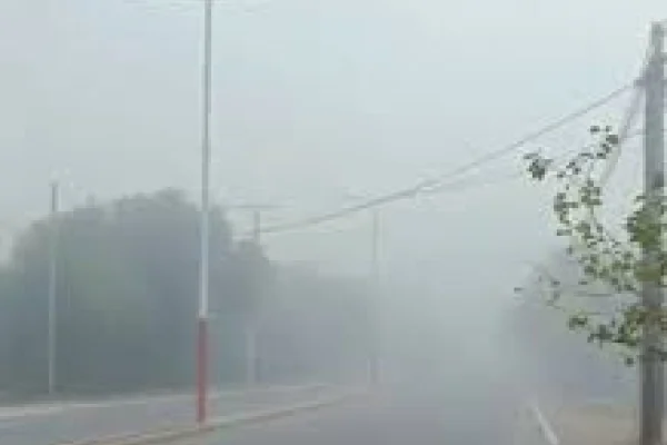 Emiten alerta por niebla y vientos