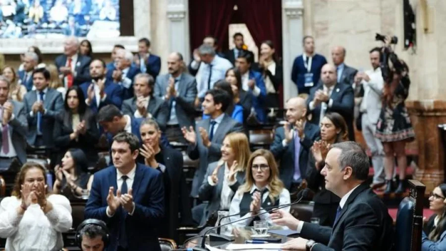 La diputada Pic&oacute;n cruz&oacute; a Adornis para pedir que el <b>Ejecutivo nacional</b> fije posici&oacute;n sobre el conflicto entre <b>San Juan</b> y <b>La Rioja</b> por los l&iacute;mites provinciales