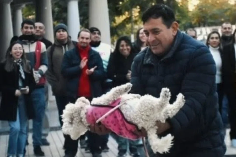 Se realizó el izamiento de las banderas.