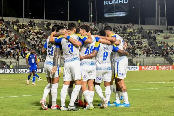 Rosario Central goleó en Venezuela y se encamina en la Copa Libertadores