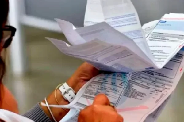 Remo Bolognesi aclaró que no se incorporan nuevos cargos ni impuestos en las boletas