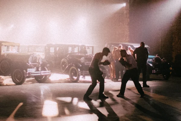 La Manada traslada sus combates al Chicago de los años 20, con cabaret, jazz y una puesta en escena digna de la gran pantalla