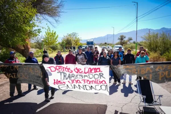Levantan el corte en Guandacol tras la apertura de diálogo con la empresa