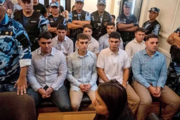 Un nuevo revés judicial complica a los rugbiers condenados por el crimen de Báez Sosa
