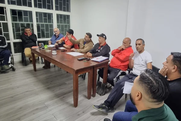 Los clubes ponen en duda el inicio del Campeonato Oficial en la Capital