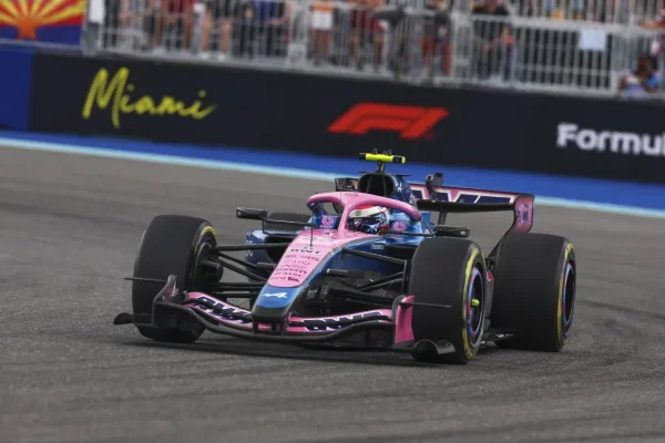Colapinto terminó 7° en el GP de Miami por una sanción de la F1 a Leclerc