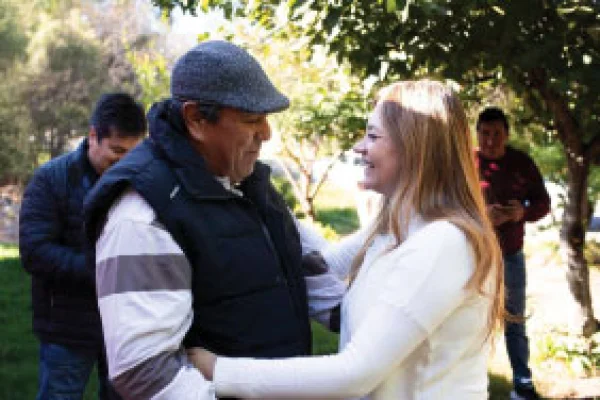 Teresita Madera entregó insumos del Programa “Adelante Oficio”