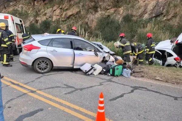 Choque frontal en Buenos Aires: cuatro muertos y tres heridos en la ruta 76