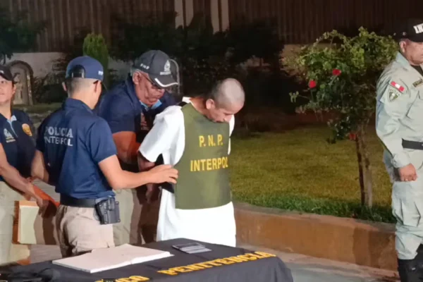 Llegó a la Argentina “Pequeño J”, el principal acusado por el triple crimen de Florencio Varela