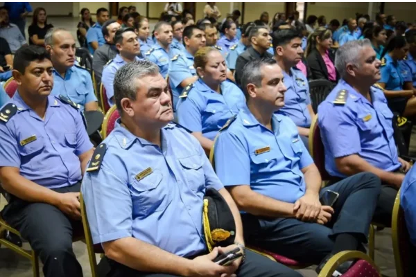 Anuncian pago retroactivo para retirados y pensionados del sector de seguridad