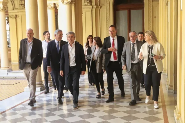 Reunión de Gabinete: Milei volvió a respaldar a Adorni