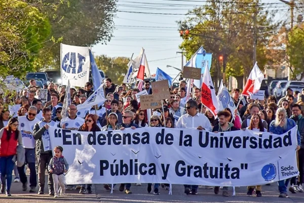 El Gobierno convocará a universidades tras la marcha para dialogar sobre los fondos