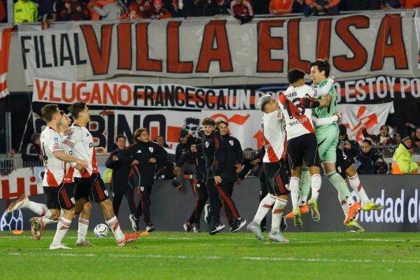 Cuatro jugadores de River terminaron “tocados” ante San Lorenzo y son duda para enfrentar a Gimnasia