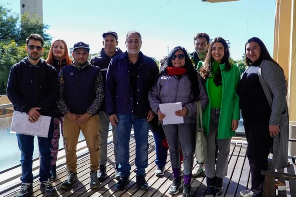 La Provincia avanza con la escrituración de viviendas en el barrio Nueva Rioja