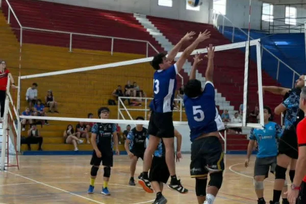Se disputó otra fecha del Torneo de Varones y Mujeres en el Poli Menem