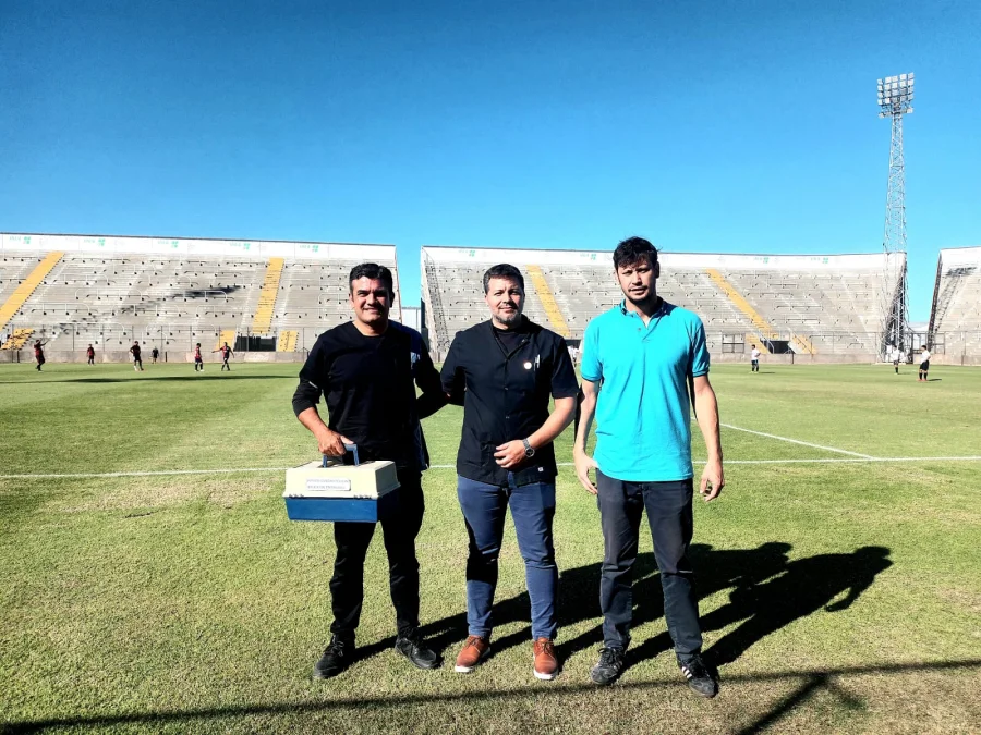 El Dr.Jos&eacute; Rodriguez y cuerpo m&eacute;dico de Sanidad policial estuvieron presente en la final de las Olimpiadas.