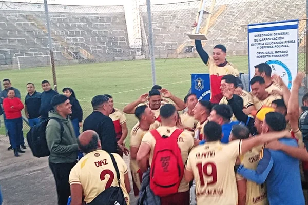 Comisaría sexta/viales  se llevaron la corona del fútbol 11 de las Olimpíadas Policiales 2026