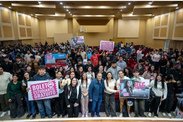 Más de 3 mil estudiantes riojanos ya acceden al transporte mediante el BUG