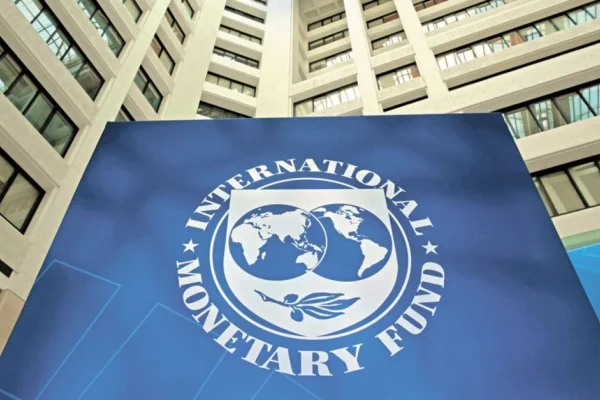 El FMI tratará la revisión de Argentina y desembolsará USD 1.000 millones