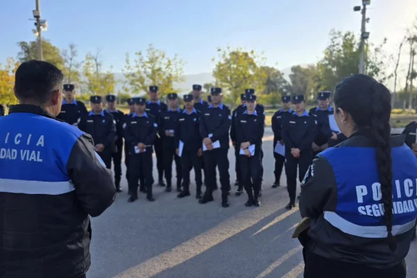 Seguridad Vial brindó  una charla en la Escuela de Cadete de Policía