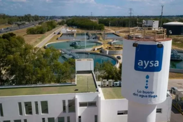 Privatizaciones: quiénes buscan quedare con AYSA