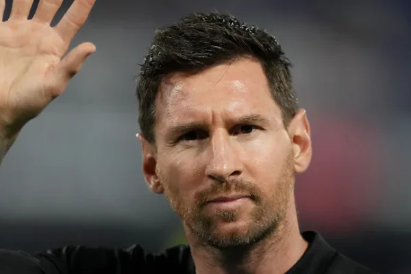 Messi apuesta por el fútbol femenino: cómo es el ambicioso proyecto en el club que compró en España