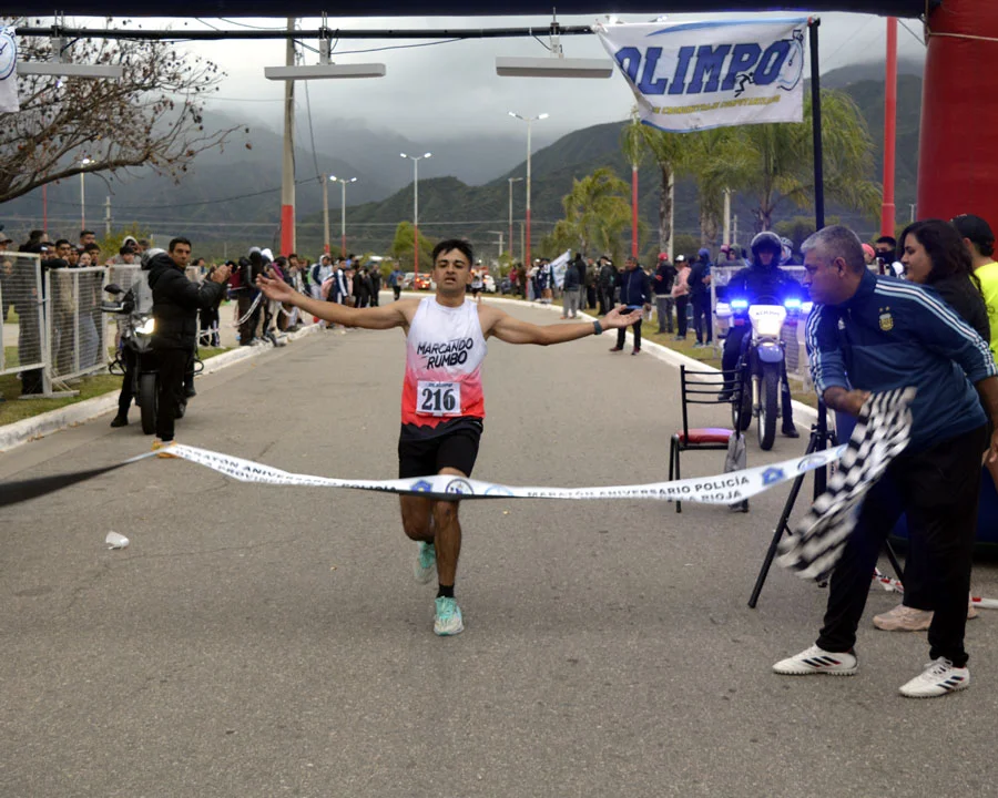 Ganador General 10K: Federico L&oacute;pez Bordoni