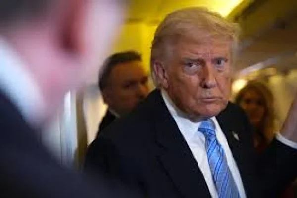 Trump lanzó una dura advertencia a Irán y exigió un acuerdo con Estados Unidos