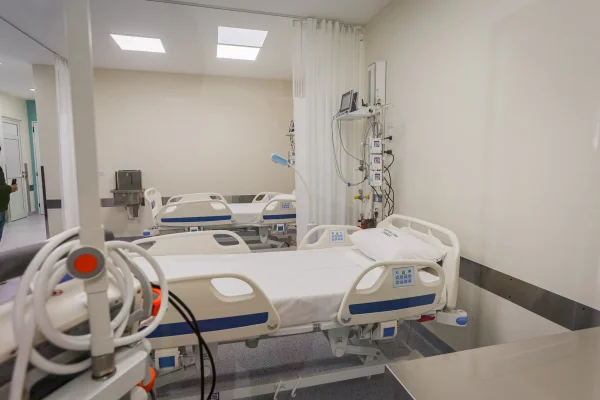 El Gobierno Provincial inauguró obras en el hospital Luis Agote