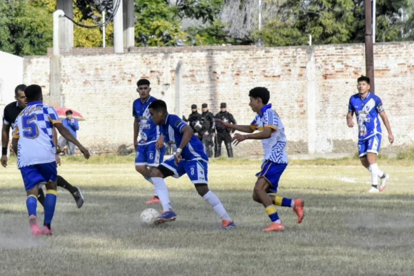 Fútbol: San Francisco arrancó la fecha con victoria ante Rioja Juniors