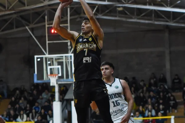 Básquetbol: Amancay aplastó a Riachuelo en el arranque de la fecha