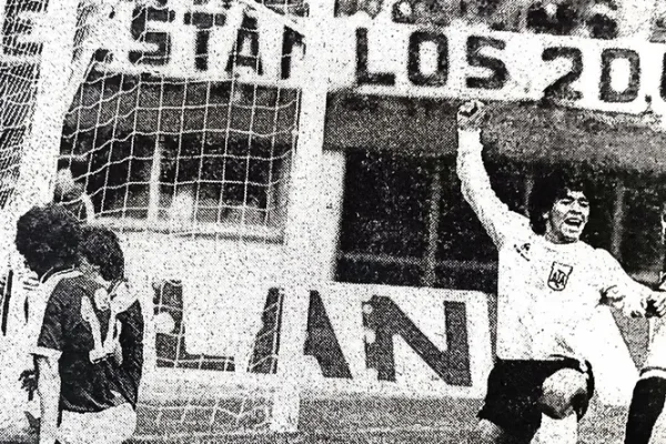 El día que Maradona brilló ante Austria: su único triplete en la Selección y una bandera que desafió a la dictadura