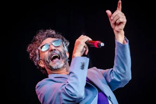 Polémica en el show de Fito Páez en Buenos Aires: el público lo abucheó por la lista de temas